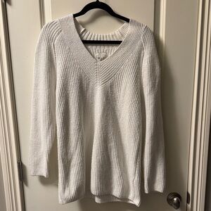 Lucky Brand Women's Cream V-Neck Sweater